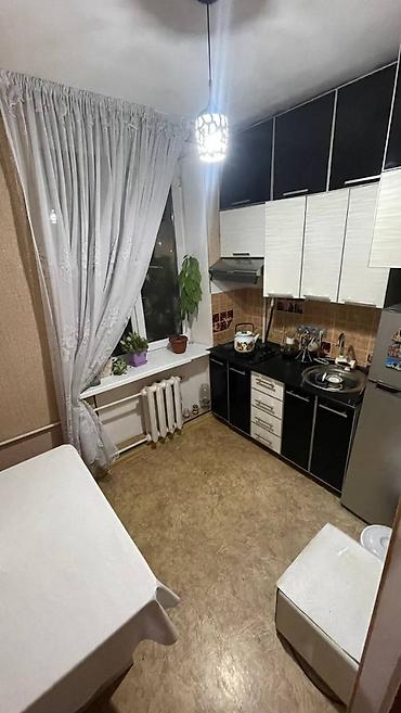 квартира вторичка: 1 комната, 33 м², Пишпек Хрущевка, 3 этаж, Евроремонт — 4