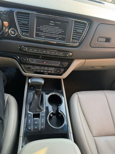 Kia: Kia Carnival: 2019 г., 2.2 л, Автомат, Дизель, Минивэн — 10