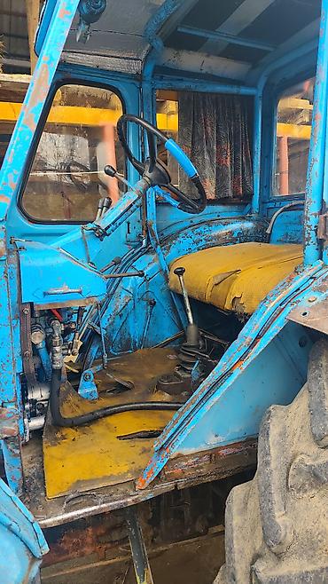 Тракторы МТЗ (Беларус): Трактор колесный (ориентировочно семейство МТЗ/ЮМЗ, класс 1,4), с — 3