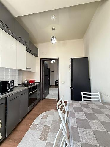 9000: 2 комнаты, 58 м², Золотой квадрат Элитка, 3 этаж, Евроремонт — 9