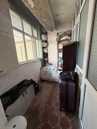 kredıtle evler: Bakı, Həzi Aslanov qəs., 2 otaqlı, Köhnə tikili, m. Həzi Aslanov, 36 kv. m — 8