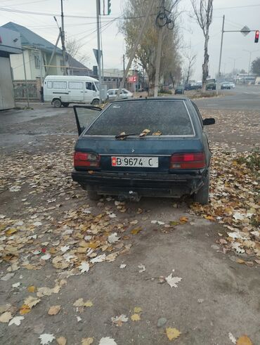 афто кара: Mazda 323: 1987 г., 1.5 л, Механика, Бензин, Хетчбек