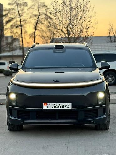 Lixiang: Lixiang L9: 2023 г., 1.5 л, Автомат, Гибрид, Кроссовер — 1