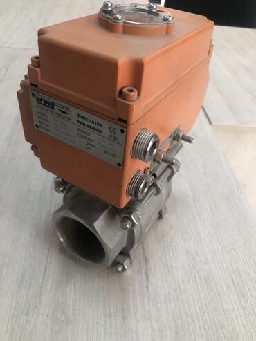 kələbək: Proval A100 Pro Series elektrik aktuatorlu kürə klapanı. Bu model 220V
