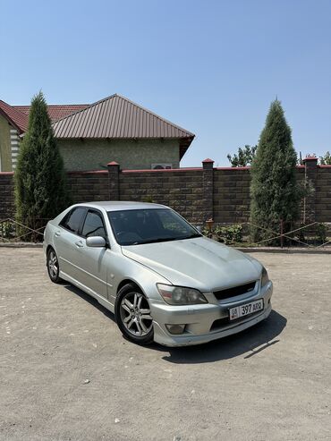 срочно срочно продаю машина: Toyota Altezza: 1999 г., 2 л, Автоматтык, Бензин, Седан