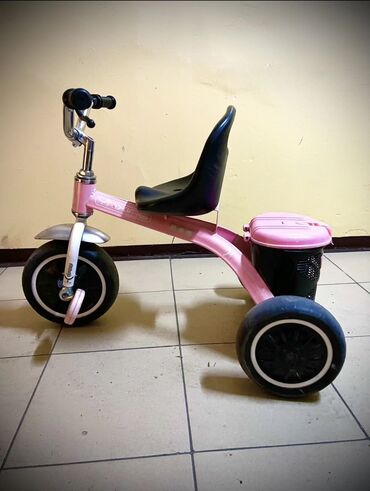 трехколесный велосипед: Коляска, цвет - Розовый, Б/у
