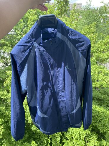 Сырт кийим: Шамалдан коргоочу жеңил куртка, Күз-жаз, XL (EU 42)