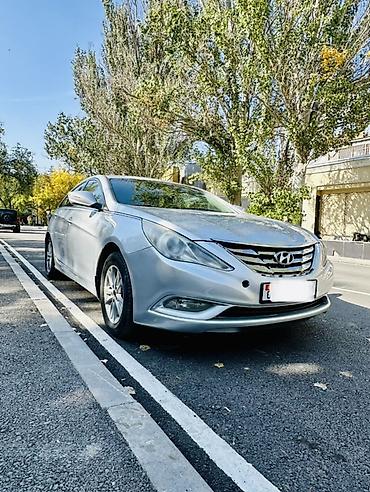 капот на соната: Hyundai Sonata: 2013 г., 2 л, Автомат, Бензин, Седан — 9