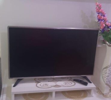 z fold 3: İşlənmiş Televizor LG Led 8K (7680x4320), Ünvandan götürmə