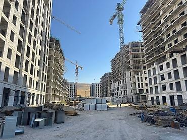 Продажа квартир: 2 комнаты, 82 м², Орто-Сай с. Элитка, 7 этаж, ПСО (под самоотделку) — 7