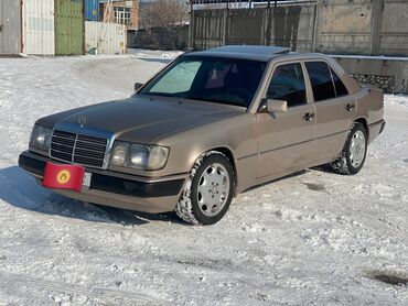 470 жх: Mercedes-Benz E-Class: 1993 г., 2.2 л, Механика, Бензин, Седан