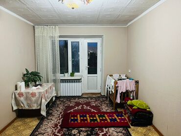 квартиру пишпек: 3 комнаты, 58 м², 104 серия, 4 этаж, Старый ремонт