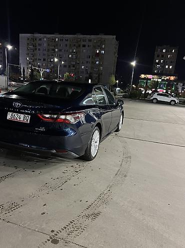 Toyota: Toyota Camry: 2021 г., 2.5 л, Автомат, Гибрид, Седан — 5