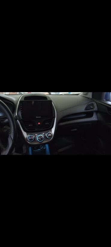 хуйндай саната: Chevrolet Spark: 2018 г., 1 л, Автомат, Бензин, Универсал