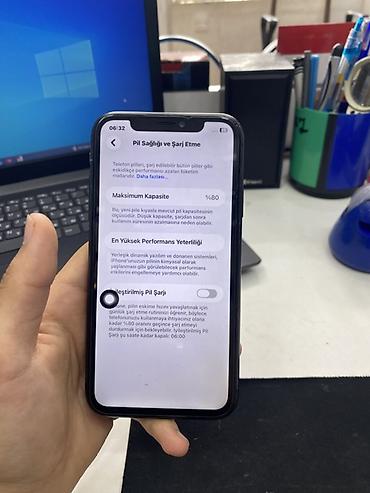 Apple iPhone: IPhone 11, 128 GB, Qara — 8