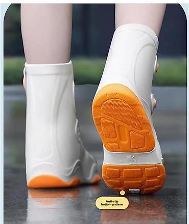 Другая женская обувь: Латексные чехлы для обуви от грязи и слякоти. состояние хорошее в — 4