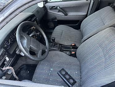 argb controller: Volkswagen Passat: 1993 г., 1.8 л, Механика, Бензин, Универсал — 3