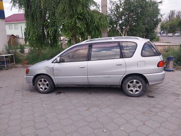 срочно срочно продаю машина: Toyota Ipsum: 2000 г., 2 л, Автоматтык, Газ, Вэн/Минивэн