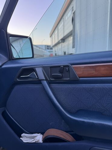 Mercedes-Benz: Mercedes-Benz E-Class: 1993 г., 2.8 л, Автомат, Бензин, Седан — 13