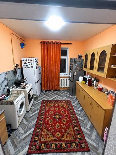 Үйлөрдү сатуу: 4 бөлмө, 124 м², 3 соток, Бишкек, Баят/Азиз базары Кыймылсыз мүлк агенттиги — 6