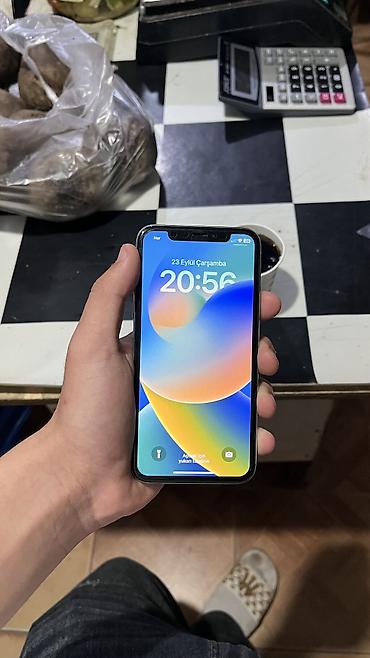 Apple iPhone: IPhone X, 256 GB, White Titanium, Simsiz şarj, Sənədlərlə — 3