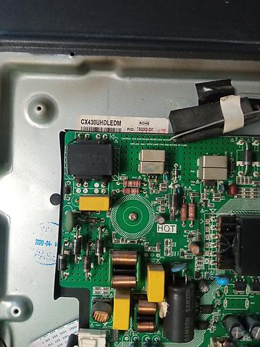 polovni tv 32 inca: 1. FOX 32DLE262 u delovima TP. MS3463S. PB801 Main board- Power board — 7