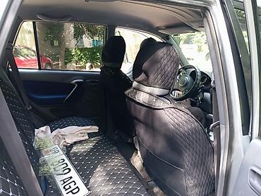 прадо 2010: Toyota RAV4: 2002 г., 2 л, Автомат, Бензин, Кроссовер — 5