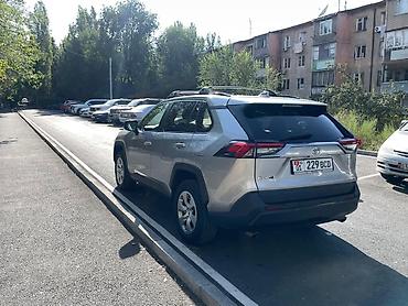 Продажа авто: Toyota RAV4: 2019 г., 2.5 л, Автомат, Бензин, Кроссовер — 4