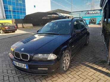 BMW 320: 2 l | 2003 year MPV