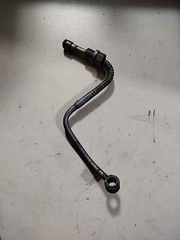 turbolar: Renault / Dacia 151927553R original turbo yağ təchizatı borusu — 2