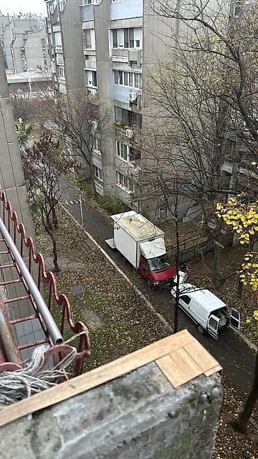 Transport tereta: Usluga selidbe i prevoza robe – sandučar sa hidrauličnom rampom - — 9