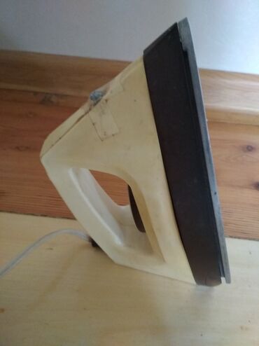 Ütülər və buxarlayıcılar: Pulsuz çatdırılma, Rayonlara çatdırılma, Ünvandan götürmə -da lalafo.az — 6 Ütülər və buxarlayıcılar: Pulsuz çatdırılma, Rayonlara çatdırılma, Ünvandan götürmə — 6