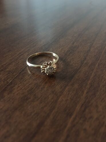 кольцо: Продаются кольцо золотое 
Проба 585