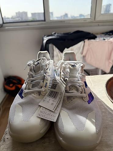 гандом: Мужские кроссовки, 43, Adidas, Новый, цвет - Белый, Платная доставка — 4