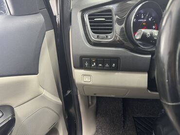Kia: Kia Carnival: 2019 г., 2.2 л, Автомат, Дизель, Минивэн — 12