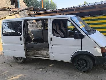 обшивка дверкй: Ford Transit: 1990 г., 2.4 л, Фургон — 2