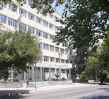 28 May metro yaxınlığında DNSU tam yani 4 mərtəbəli binadir 3-cü lalafo.az -da 28 May metro yaxınlığında DNSU tam yani 4 mərtəbəli binadir 3-cü