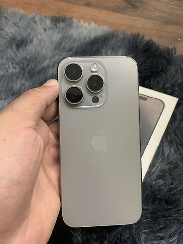 ayfon 14: IPhone 15 Pro (Titanium), цвет — светлый/натуральный титан. В — 5