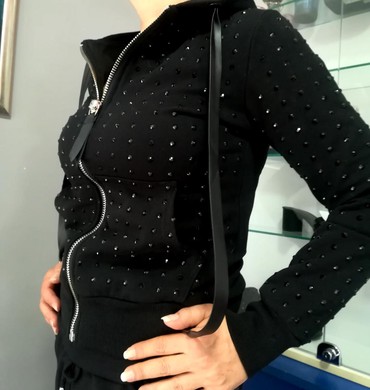 Kombinezon-i-firmirani - Srbija: Firmirani duks Phillip Plein