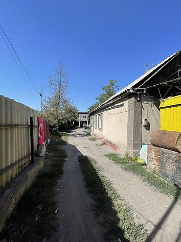 купить сто: 🏡 Продаётся дом с готовым бизнесом в г. Кара-Балта! 📍 Центральная — 2