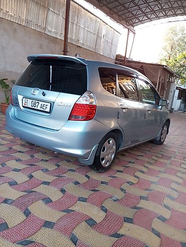 50 camry: Honda Fit: 2007 г., Механика, Бензин, Хэтчбэк — 3