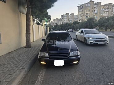 bmw 3 серия 325xi at: Salam,öz maşınımdı neçə ildir məndədi,kasmetikası idealdı xodovoy