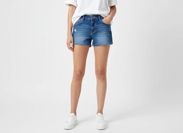 jeans mom slim fit stradivarius: Bershka, Szorty damskie, rozmiar M