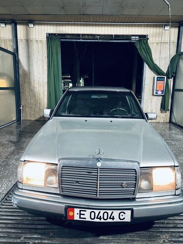 Mercedes-Benz: Mercedes-Benz E-Class: 1993 г., 2.2 л, Механика, Бензин, Седан at lalafo.kg — 10 Mercedes-Benz: Mercedes-Benz E-Class: 1993 г., 2.2 л, Механика, Бензин, Седан — 10