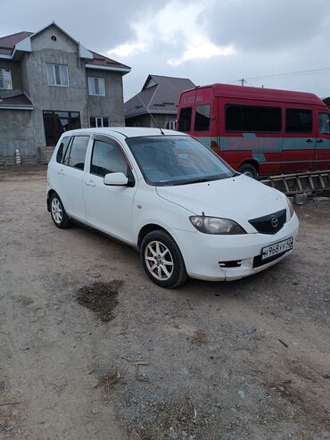 Mazda: Mazda Demio: 2003 г., 1.5 л, Автомат, Бензин