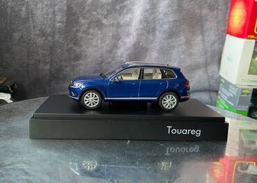 Avtomobil modelləri: 2015 il, 1:43, Dəmir, Ödənişli çatdırılma — 12