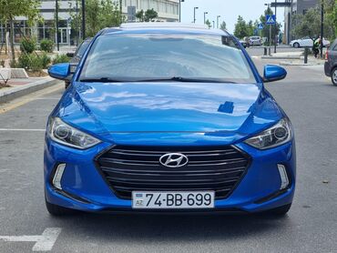 Hyundai: Hyundai Elantra: 2 l | 2017 il Sedan