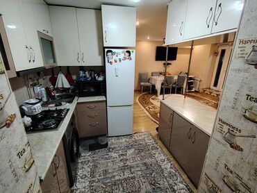 Uzunmüddətli kirayə mənzillər: Selam! Evin sənədlərində 30 kvadrat metr, qanuni olaraq 1 otaqlı kimi — 6