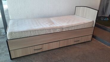 Односпальные кровати: Продам кровать.
Кровать сатылат, абалы жакшы.
Цена:4000с at lalafo.kg Односпальные кровати: Продам кровать.
Кровать сатылат, абалы жакшы.
Цена:4000с