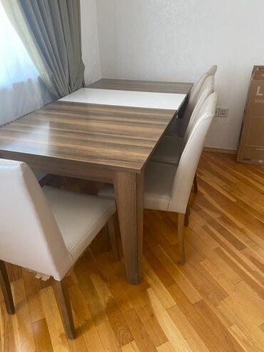 yazi stolu islenmis: Qonaq otağı üçün, İşlənmiş, Açılan, Dördbucaq masa, 5 stul, Türkiyə